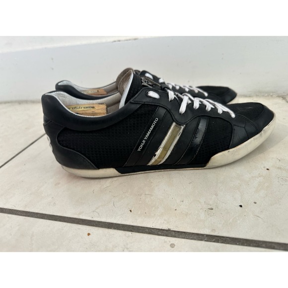 Adidas Y3 men sala shoes US 10 read description‎ - Picture 4 of 15